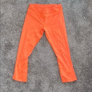 Lululemon Capri orange leggings